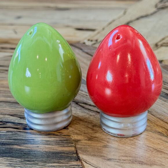 Holiday Christmas Light Bulb Ceramic Salt and Pepper Shaker Set, Holiday Kitchen - Picture 10 of 10